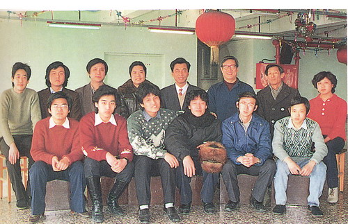 1989年制版车间部分同志合影_光明日报网上报