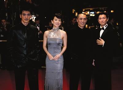 导演张艺谋带领爱将章子怡及金城武