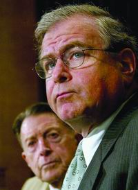 克林顿前助手卷入911调查 曾遗失机密文件(图