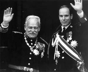 摩纳哥老亲王:别等我死后才接班