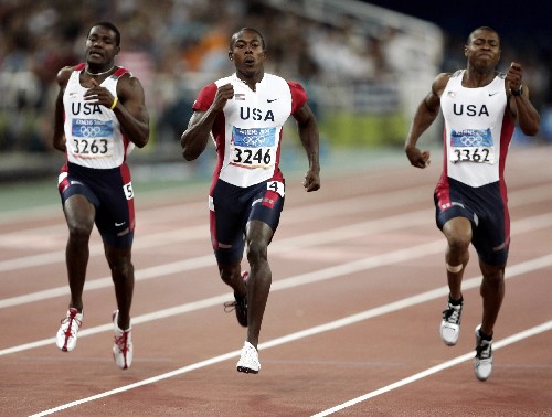 美国选手包揽男子200米前三名