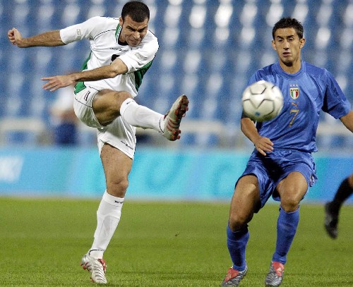 男子足球:意大利队获得铜牌