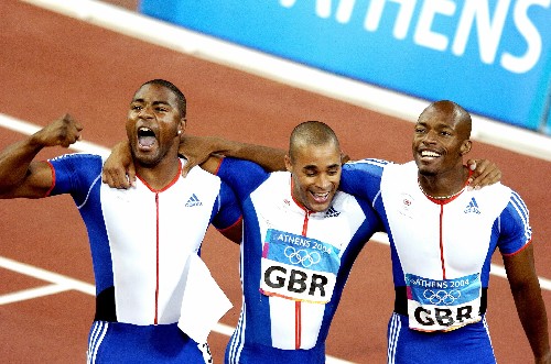 男子百米接力英国痛击美国 5000米奎罗伊再夺