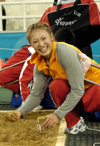 辽宁选手打破残奥会田径女子跳远F42级世界纪录
