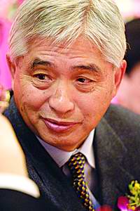 中信泰富董事长_中信泰富董事长曾晨(3)