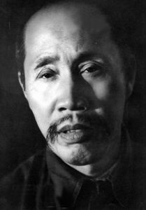 忆在董老身边的日子