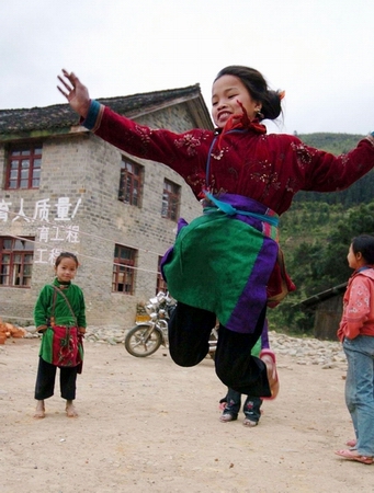 两基教育见成效