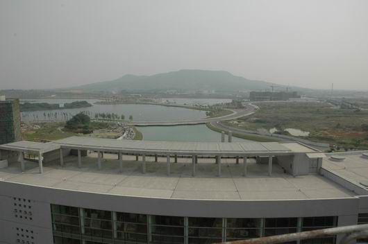 鹭岛湖畔论教育 br ――南京工程学院办学探索