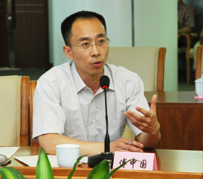 青少年成功学教育专家傅中国发言