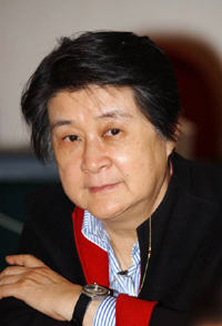 访现代服务业发展科技问题研究组组长胡启恒