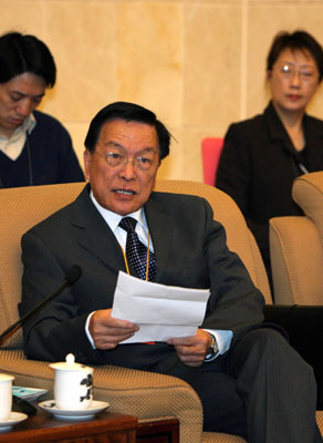 港澳代表审议政府工作报告