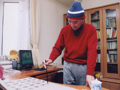 国务委员陈至立看望北大中文系教授孟二冬