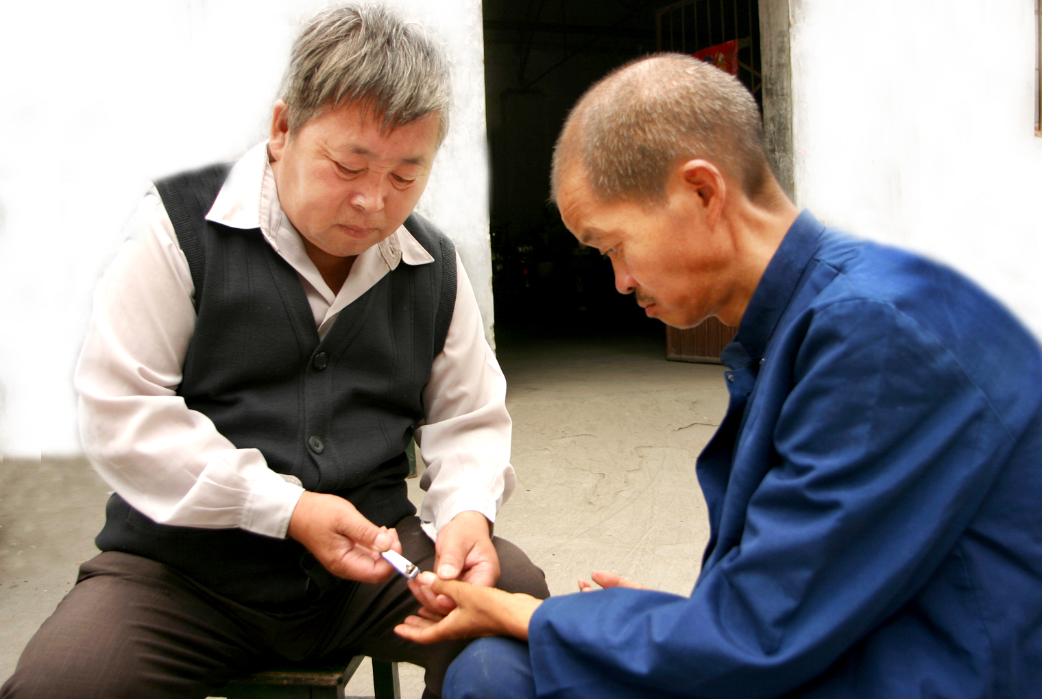 一诺三十载,大孝至爱--谢延信_少爷_凤凰网博报