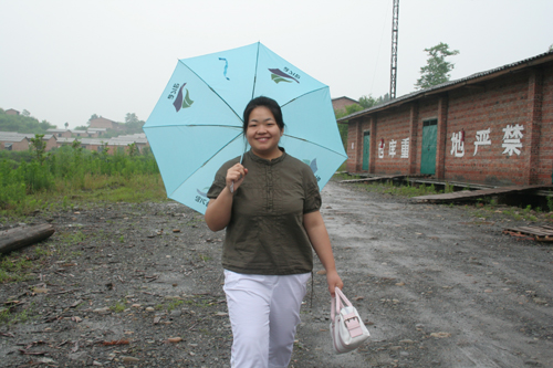 悲伤 书记邓平寿女儿