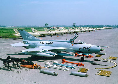 国产歼-7mg战斗机