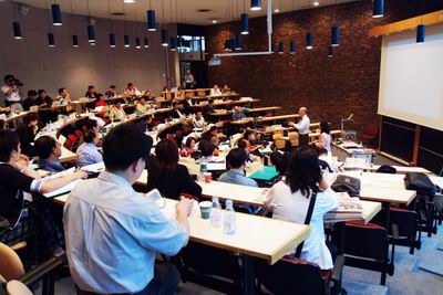 中国EMBA:金玉其外的精英教育