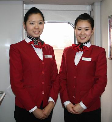 美丽热情的d125次乘务员[组图]