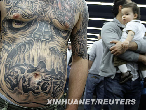 法兰克福举行纹身大会[组图]