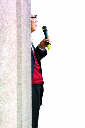 中国人多少人口_中国人,商务人士,会面-东方商务会议(2)