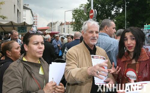 世界各地华侨华人及国外友人为四川地震募捐赈