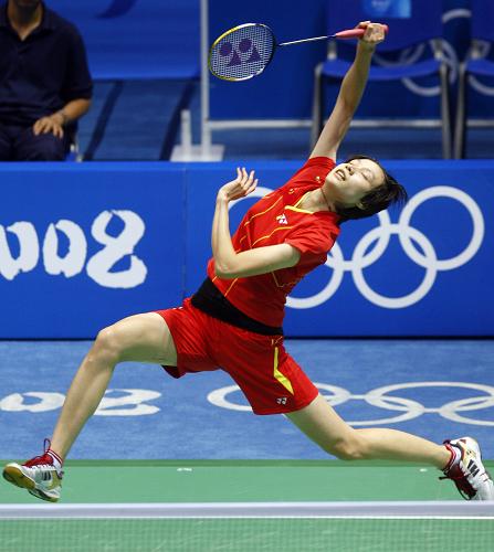 张宁、谢杏芳包揽羽毛球女单冠亚军