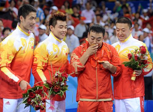 中国乒乓球男团3-0轻松战胜德国队夺得冠军