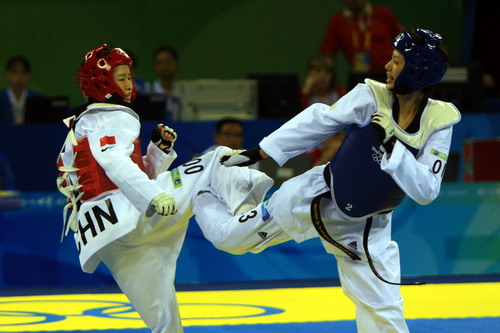跆拳道女子49公斤级:吴静钰战胜杨淑君晋级决