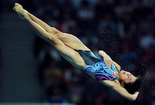 快讯:陈若琳夺得女子10米跳台比赛金牌