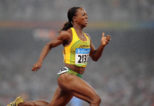 女子200米决赛:牙买加名将坎贝尔成功卫冕