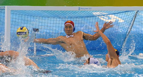 中国男子水球队7-8惜败加拿大队获第12名