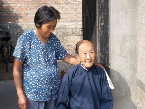 古稀老人赵建华