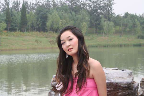 <em>韩莹莹</em>审美曲丽梅李棋游奥运后花园