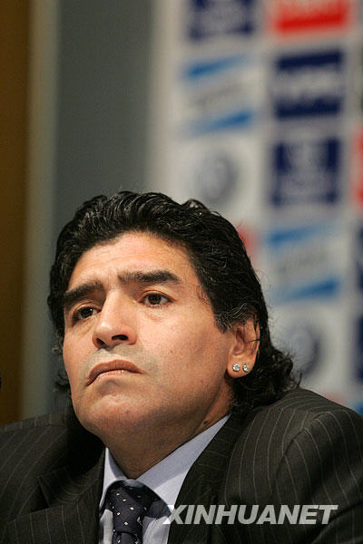 马拉多纳正式出任阿根廷队主教练