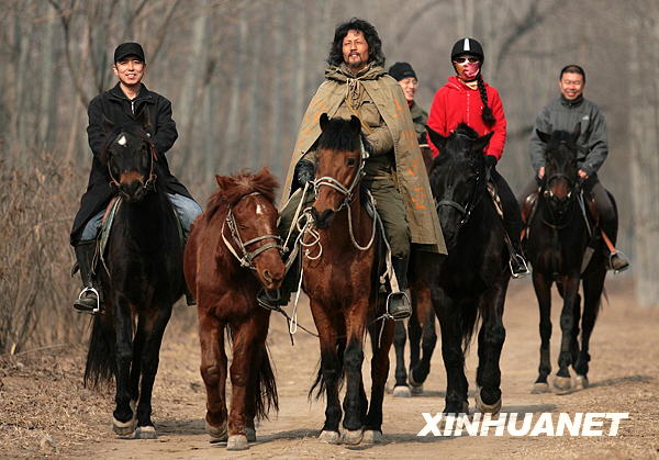 现代骑士 单骑横穿欧亚大陆抵达北京