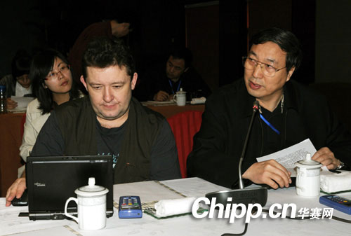 第五届国际新闻摄影比赛评委会主席、中国新闻