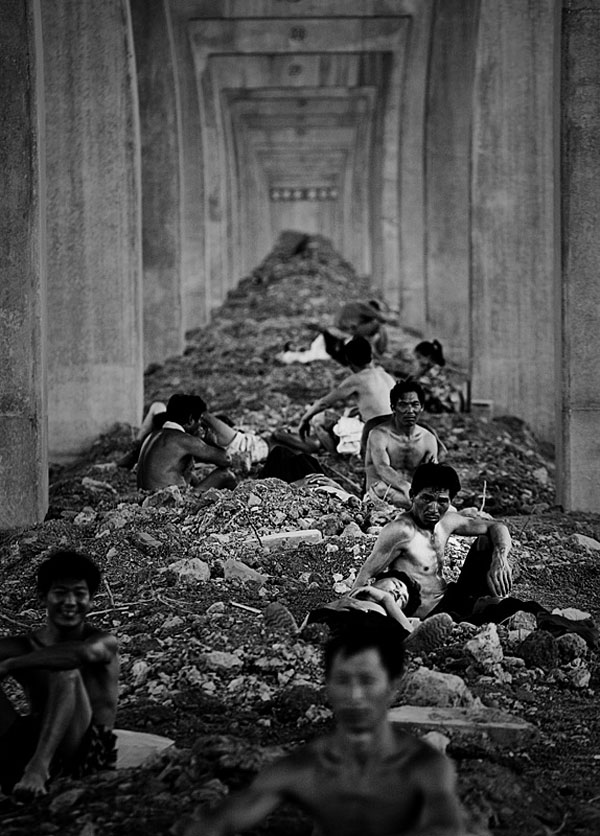 [金奖]城市力工 MIGRANT WORKERS