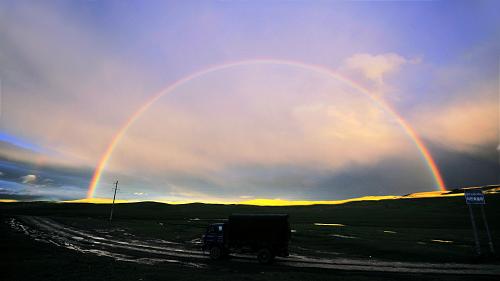 雨后彩虹