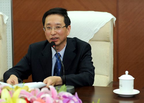 光明日报社总编辑胡占凡