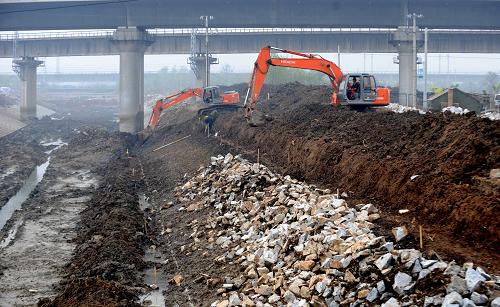 天津投巨资进行河道环境治理