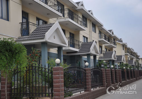 富裕刘庄的幸福路