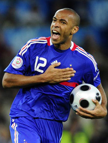 这一次法国队能够在最后时刻搭上南非世界杯的