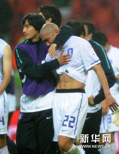 车杜里泣不成声[组图]