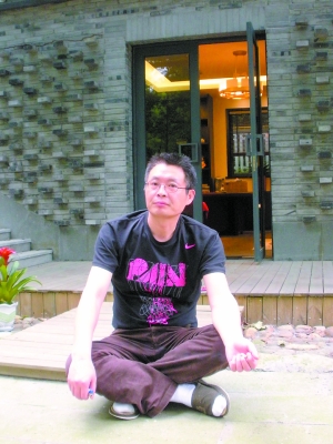 作家迈入千万稿酬俱乐部 天价稿酬还能走多远