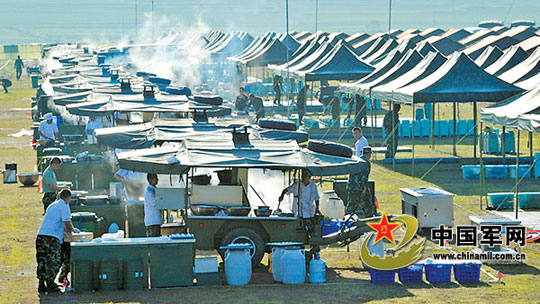 图:武警辽宁总队机动分队进行野营驻训