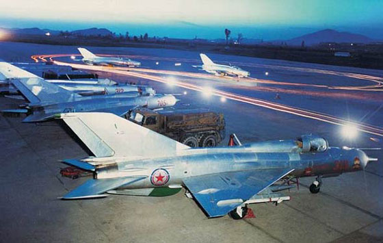 辽宁坠机系朝鲜战斗机迷航 朝方已向中国致歉