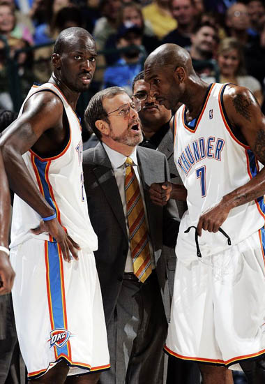 俄克拉荷马雷霆队+这是一支年轻的球队