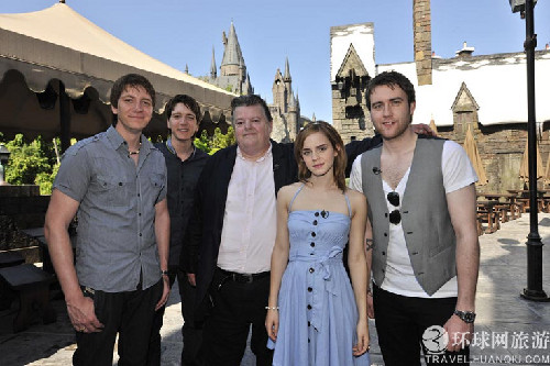 哈利波特主题公园:欢迎来到魔法学校