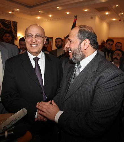 法塔赫官员要求哈马斯尽快签署巴内部和解协议(图)